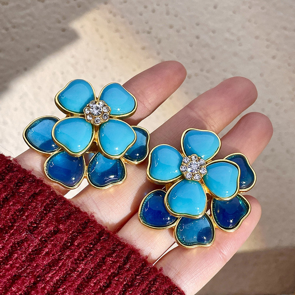 1 Pair Women Earrings Double Layered Geometric Enamel Three-dimensional Retro Decoration Blue Flower Shape Stud Earrings Image 2
