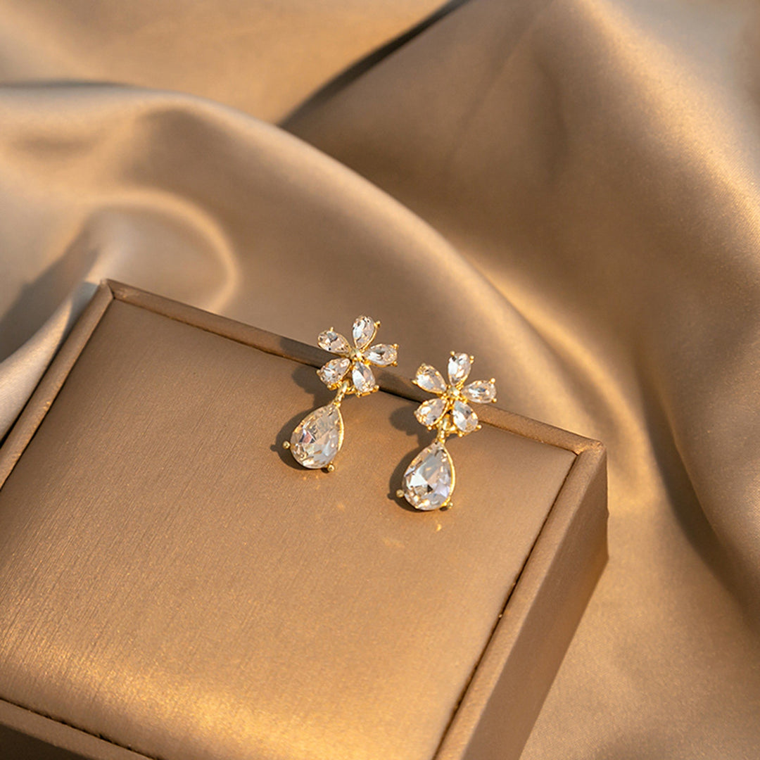 1 Pair Stud Earrings Clear Waterdrop Golden Elegant Luxury Rhinestone Inlaid Flower Dangle Earrings Fashion Jewelry Image 9