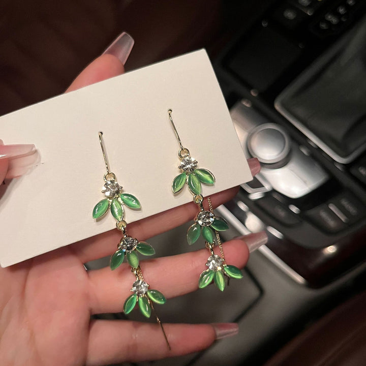 1 Pair Korean Style Green Leaves Metal Chain Tassel Earrings Women Shiny Rhinestone Inlay Exquisite Drop Earrings Image 10