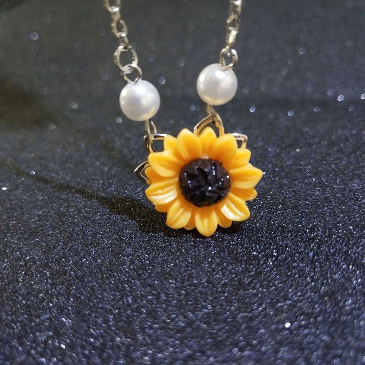 Women Necklace Faux Pearl Sunflower Pendant Exquisite Lightweight Stainless Neck Decoration Jewelry Holdiay Gift Lady Image 12