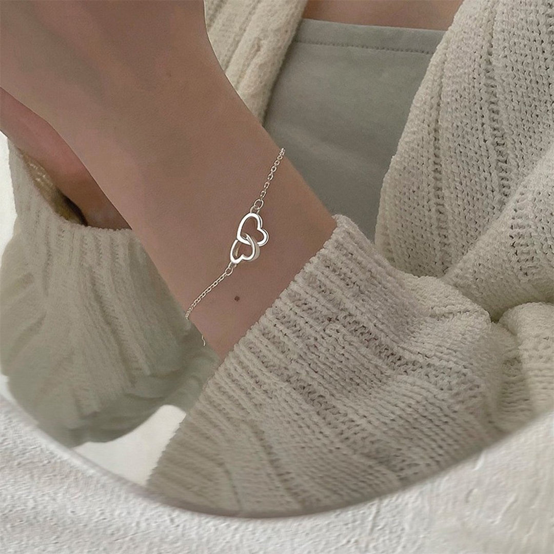 Women Bracelet Sweet Geometric Hand Jewelry for Dating Image 1