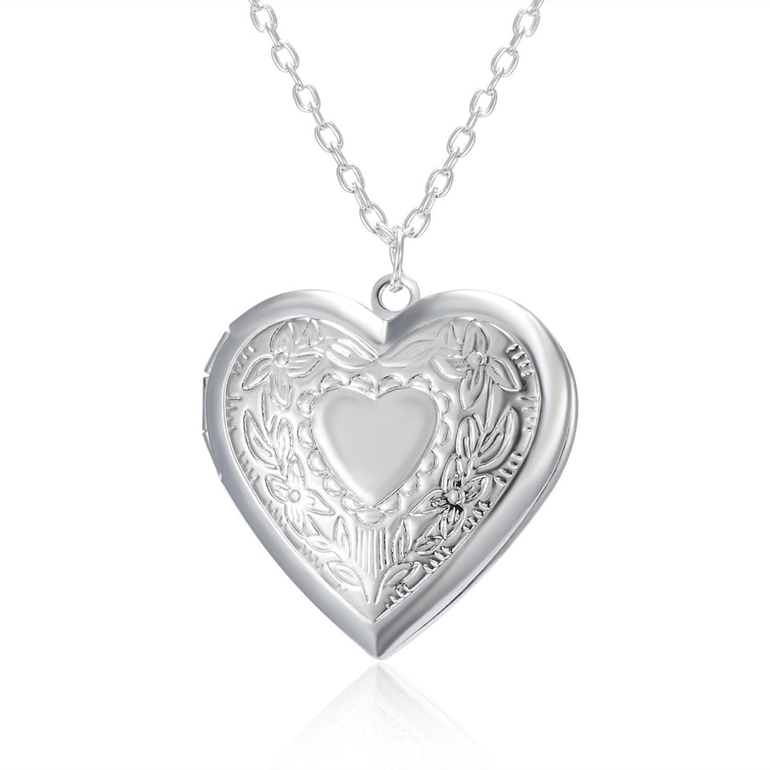 Photo Necklace Romantic Love Photo Frames Memorial Locket Necklace Women Jewelry Image 4