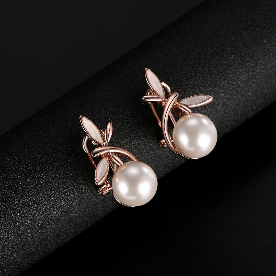1 Set Women Necklace Earrings Bowknot Faux Pearl Jewelry Plated Bow Stud Earrings Necklace for Festival Image 4
