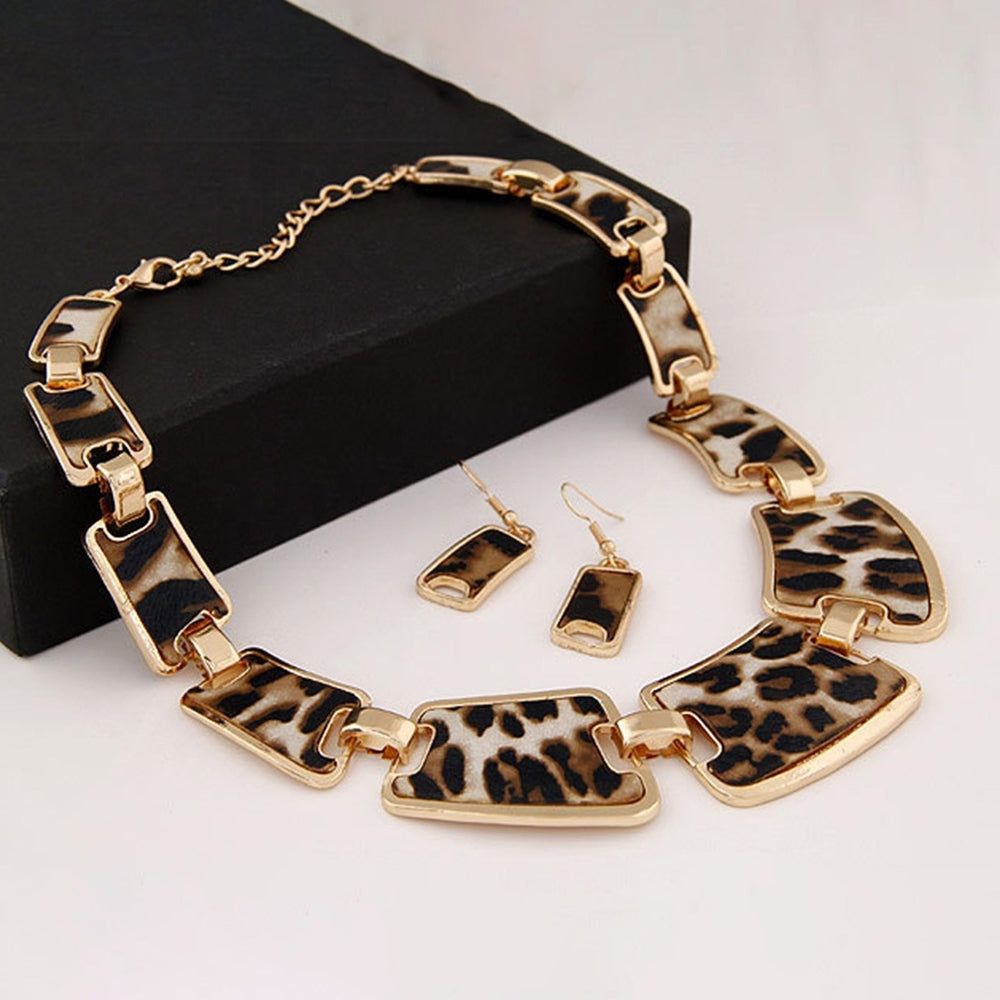1 Set Statement Necklace Exaggerated Big Luxury Elegant Retro Leopard Women Hook Earrings Kit Fashion Jewelry Image 2