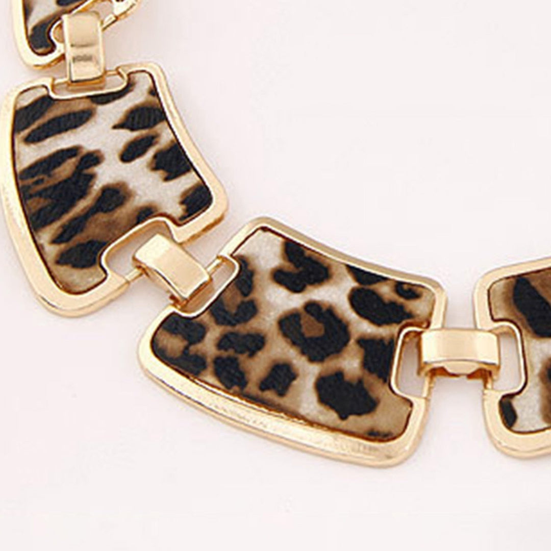 1 Set Statement Necklace Exaggerated Big Luxury Elegant Retro Leopard Women Hook Earrings Kit Fashion Jewelry Image 7