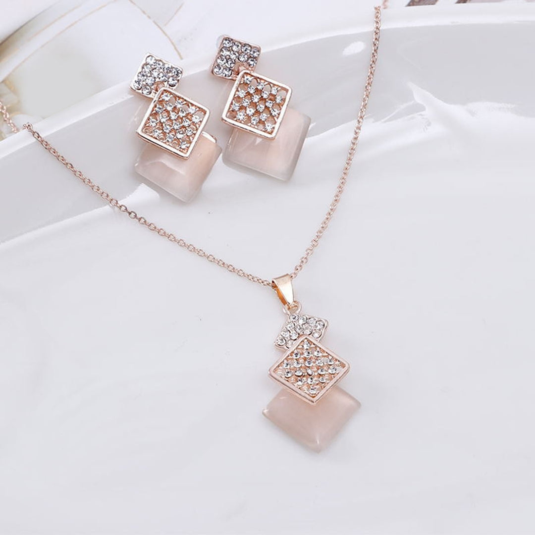 2Pcs/Set Women Hollow Geometric Square Pendant Necklace Shining Rhinestones Faux Opal Inlaid Adjustable Necklace Drop Image 2