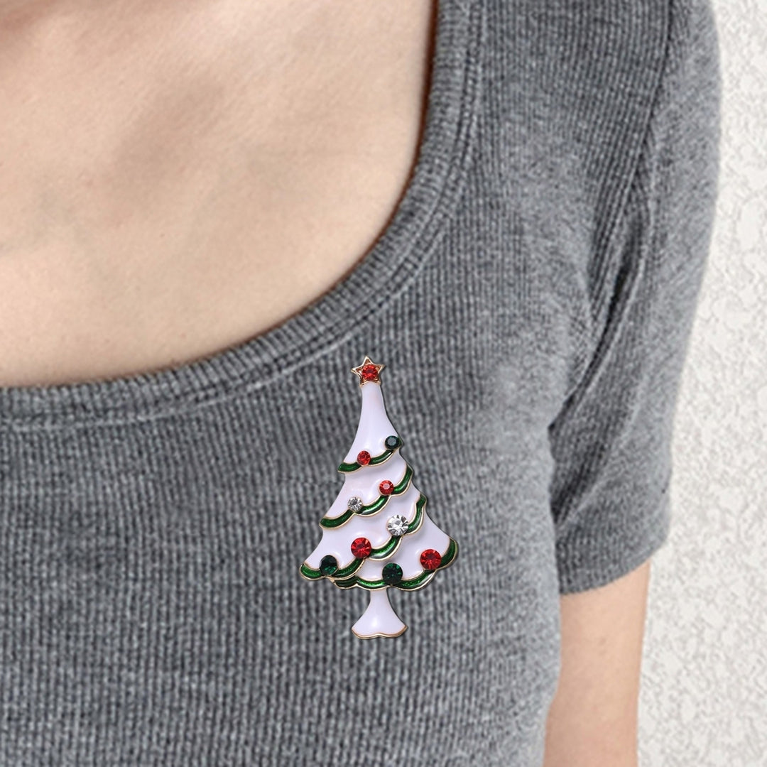 Christmas Brooch Simple Creative Fine Workmanship Good-Looking Xmas Tree Rhinestone Brooch for Dating Image 8