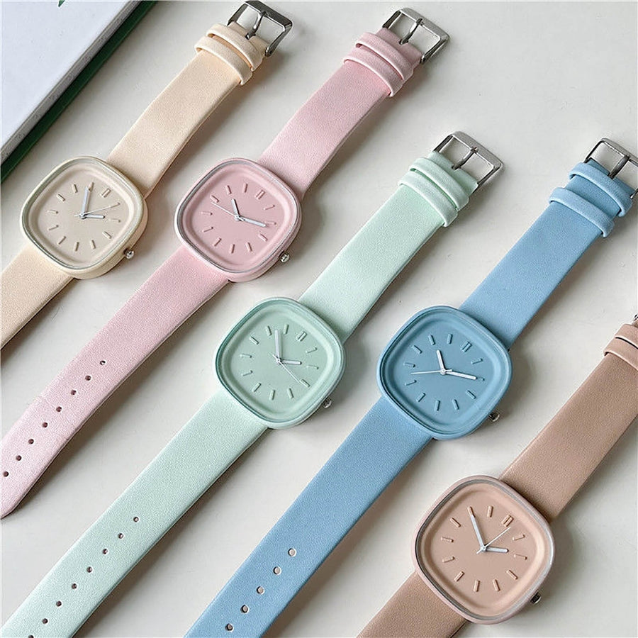 Fashion Watch Square Dial Wristwatch Outdoor Accessory Image 1