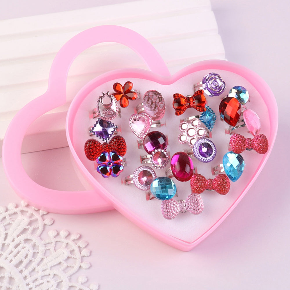 1 Set Girls Rings Glittery Anti-allergy Decorative Children Toy Cartoon Love Heart Fashion Kids Rings for Daily Wear Image 2