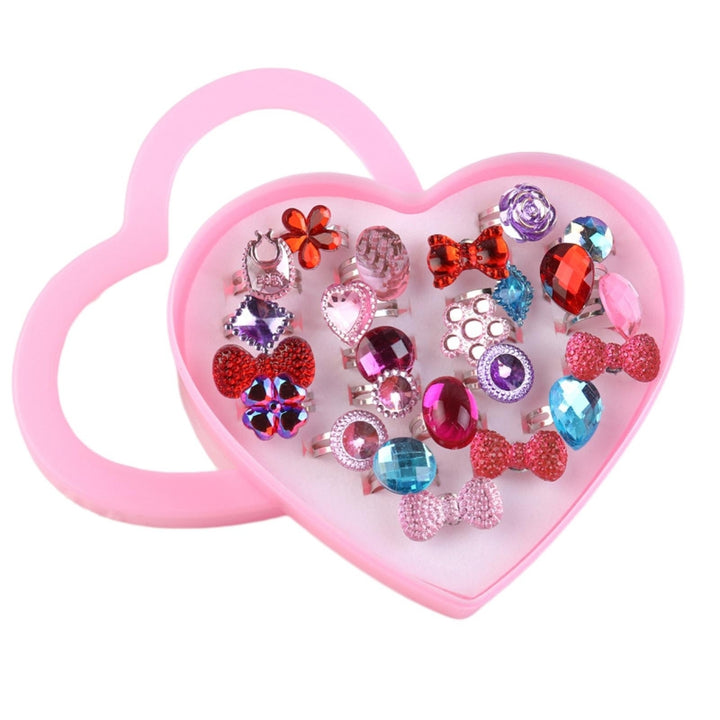 1 Set Girls Rings Glittery Anti-allergy Decorative Children Toy Cartoon Love Heart Fashion Kids Rings for Daily Wear Image 9