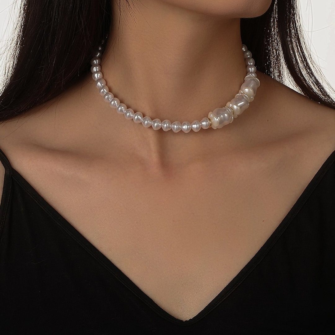 Faux Pearl Necklace Glossy Surface Comfortable to Wear Metallic Delicate Sparkling Female Necklace Choker Wedding Image 12