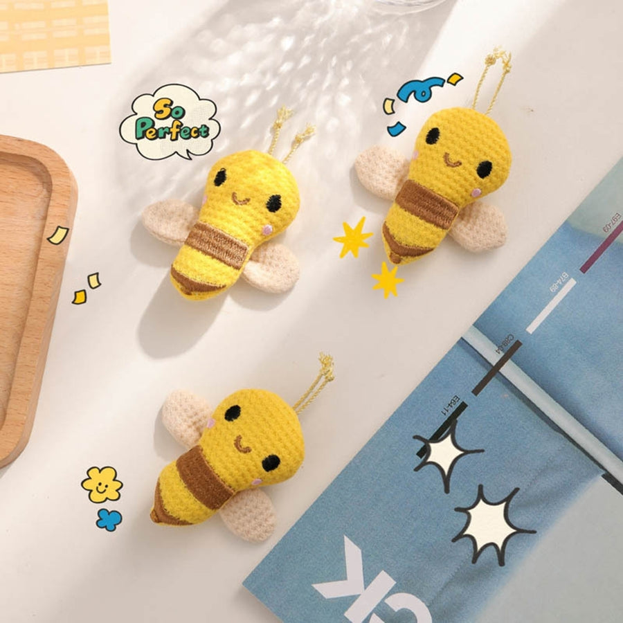 Backpack Ornament Creative Shape Fade-Resistant Fabric Simple Cartoon Bee-Shaped Brooch Pin Clothes Badge Birthday Gift Image 1