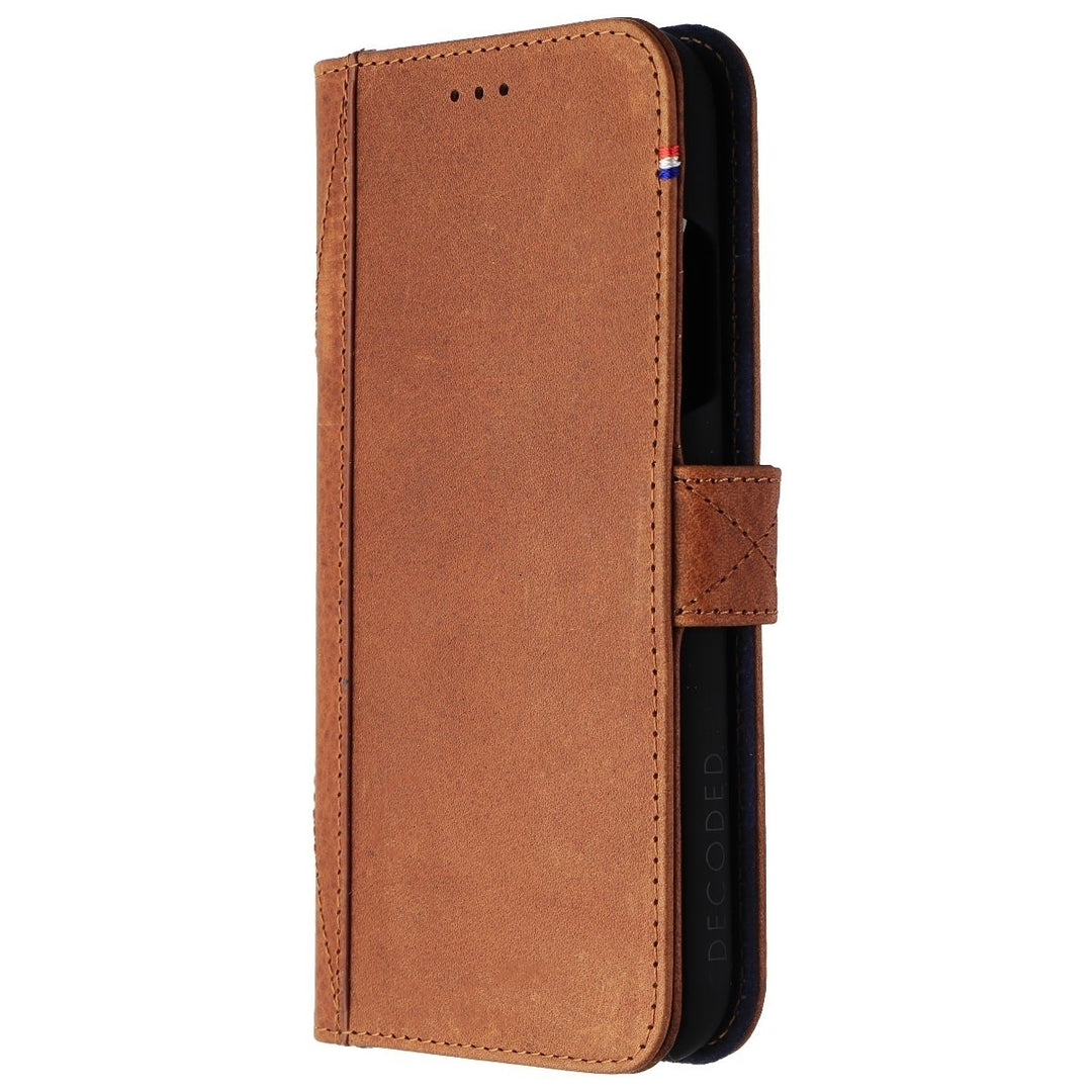 DECODED Full Grain Leather Folio + Case for Apple iPhone XR - Cinnamon Brown (Refurbished) Image 2