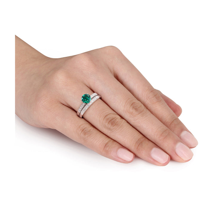 1.00 Carat (ctw) Lab-Created Emerald Bridal Ring Set in 10K White Gold with Diamonds Image 4