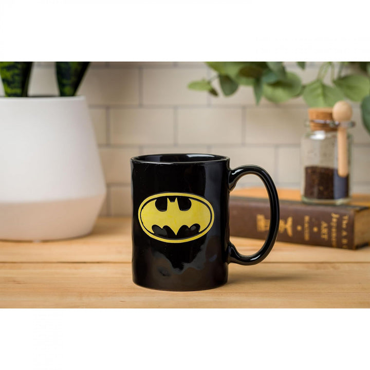 Batman Logo Spatter 17.5 oz Pottery Ceramic Mug Image 4