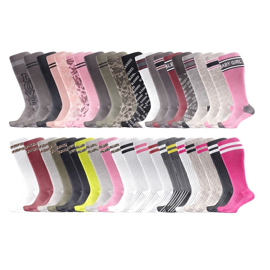 10-Pairs: Womens Lightweight Casual Soft Cozy Comfortable Breathable Moisture-Wicking Crew Socks Image 1