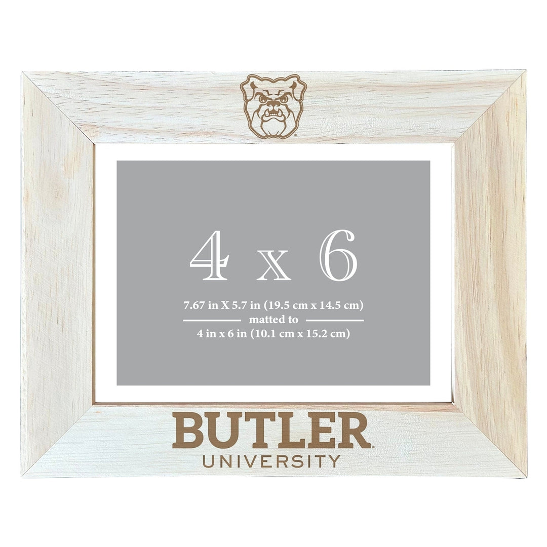 Butler Bulldogs Wooden Photo Frame - Customizable 4 x 6 Inch - Elegant Matted Display for Memories Image 2