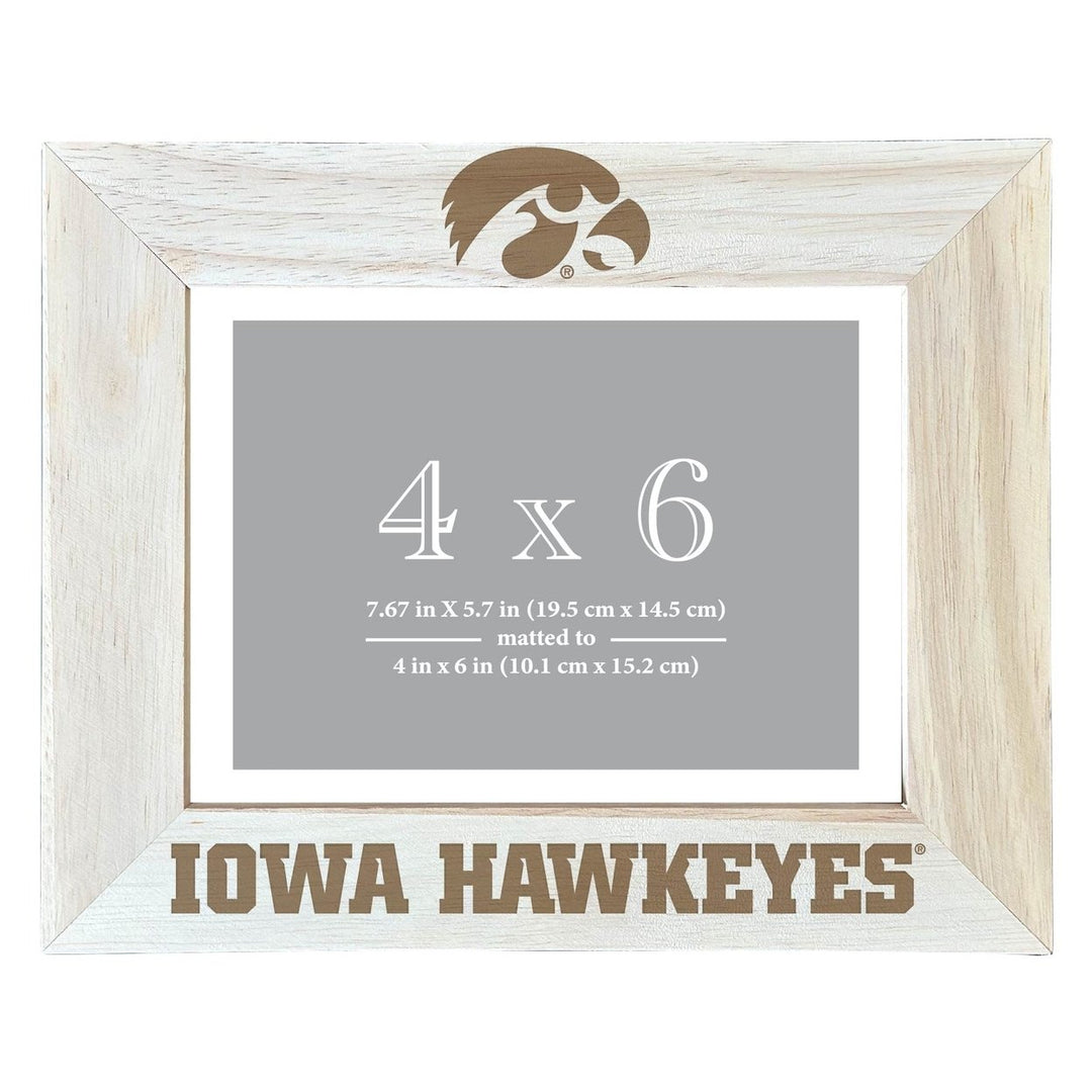 Iowa Hawkeyes Wooden Photo Frame - Customizable 4 x 6 Inch - Elegant Matted Display for Memories Image 2