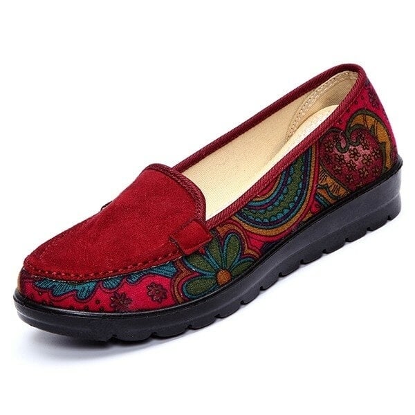 Big Size Women Casual Flat Loafers Slip-on Breathable Shoes Soft Sole Shoes Image 1