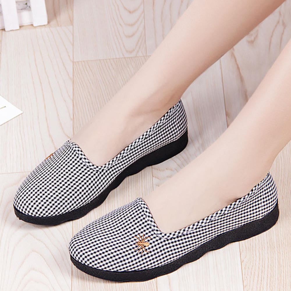 Casual Comfortable Breathable Slip On Flats Women Shoes Image 6