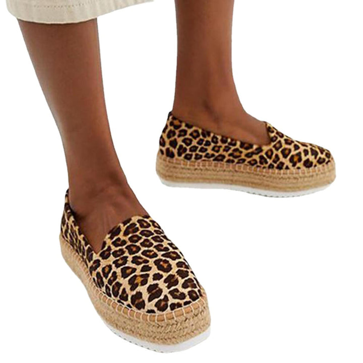 Large Size Women Suede Espadrilles Straw Braided Platform Loafers Image 4
