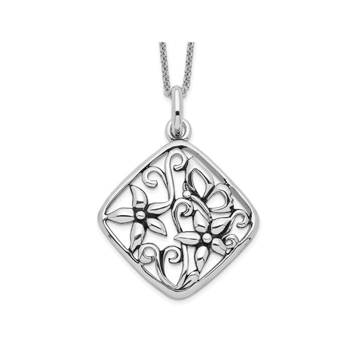 I Appreciate You Mom Pendant Necklace in Antiqued Sterling Silver with Chain Image 1