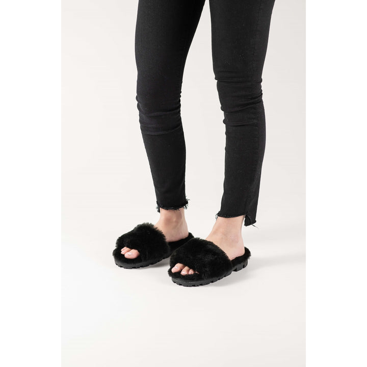 Natural Fashion Charlotte Suede Women Slippers  1-Piece  Black  1 Image 4