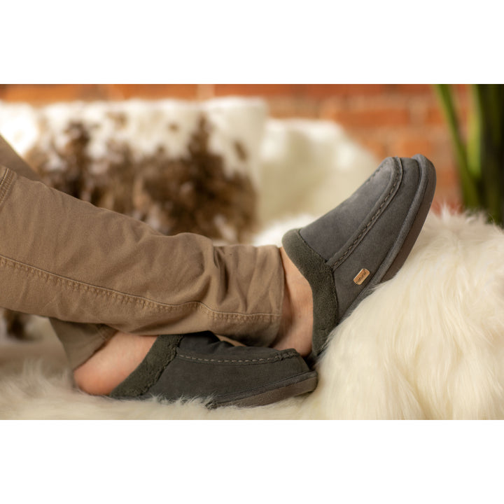 Natural Fashion Oliver Grey Suede Men Slippers 1-Piece Faux Sheepskin faux Comfort Image 8