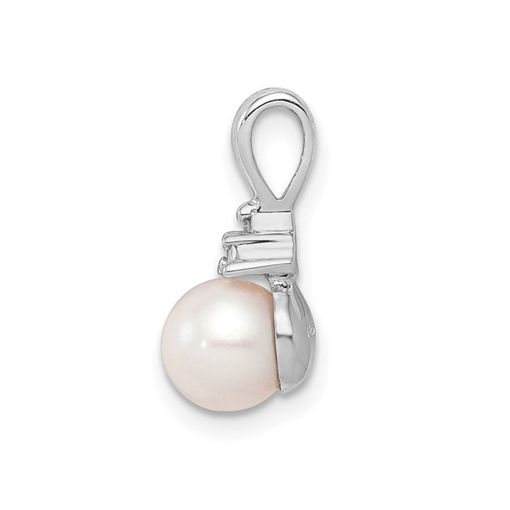 White Cultured Freshwater Pearl 6mm Pendant Necklace in Sterling Silver with Chain Image 4