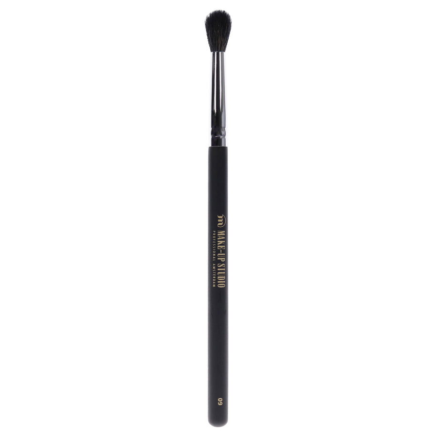 Make-Up Studio Contour Brush - 09 Small 1 Pc Image 1