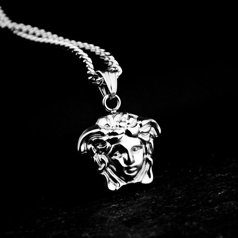 Fashion Medusa Necklace Pendants Image 4