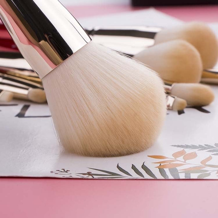 10pcs In 1 Christmas Makeup Brush Set With Powder BrushFoundation BrushContour BrushHighlight BrushEye Shadow BrushFully Image 8