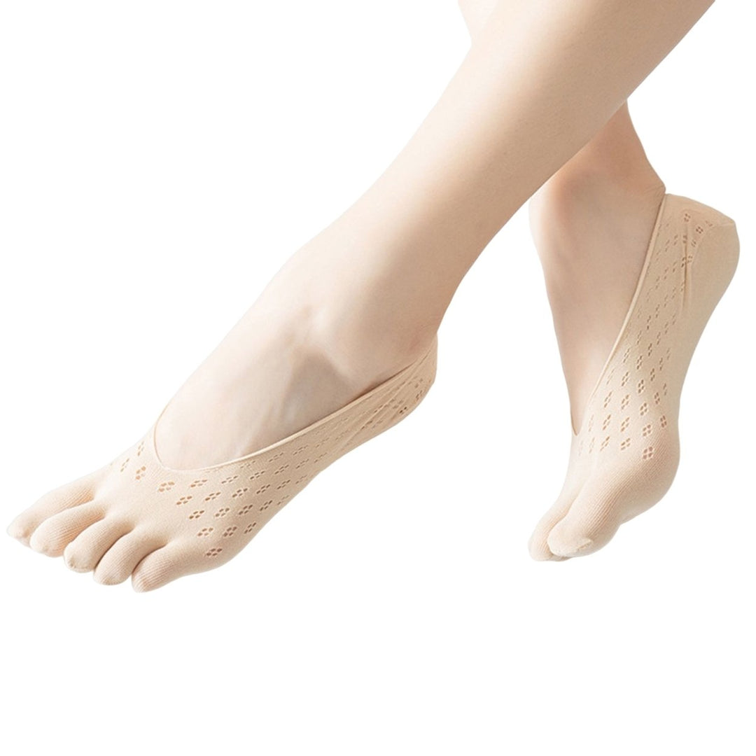 1 Pair Invisible Socks Funny Toe Solid Color High Elasticity Quick Dry for Sports Image 1