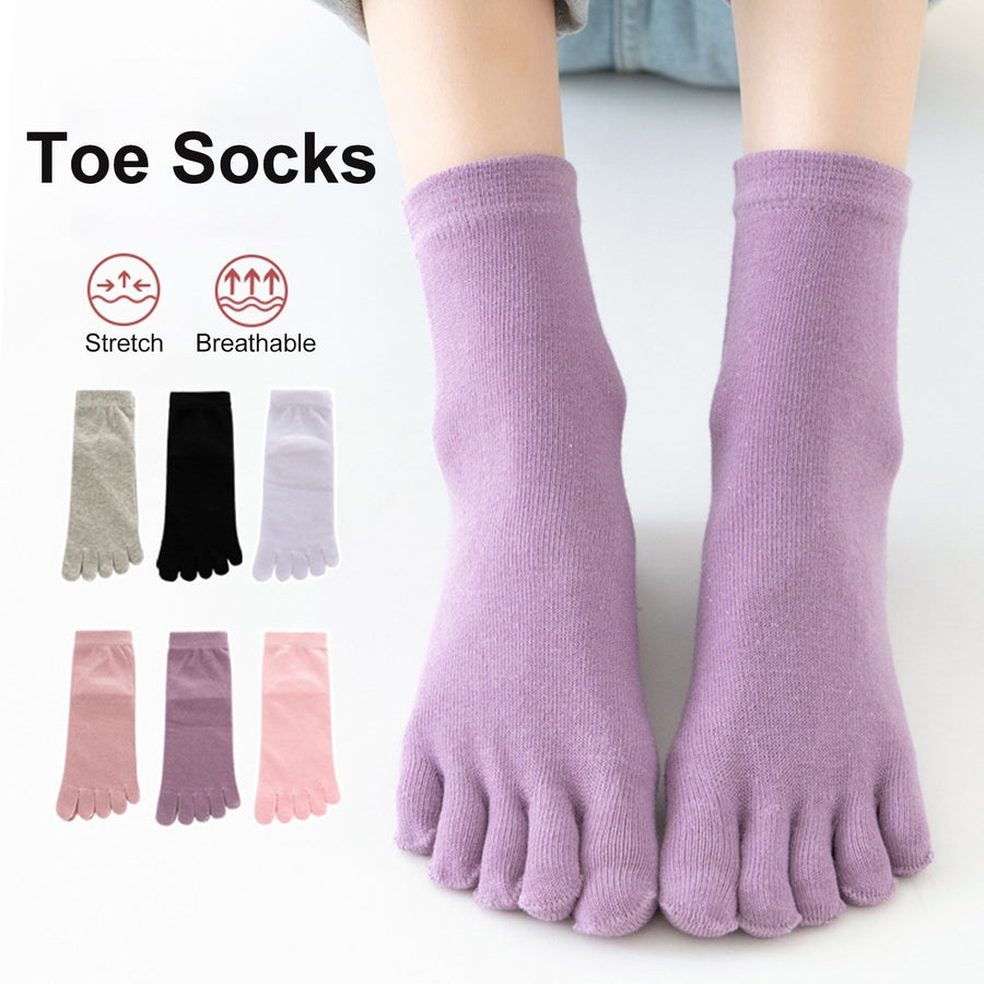 1 Pair Mid Tube Socks Sweat Absorption Breathable Soft Solid Color High Elasticity Keep Warm Non-Slip No Odor Image 1