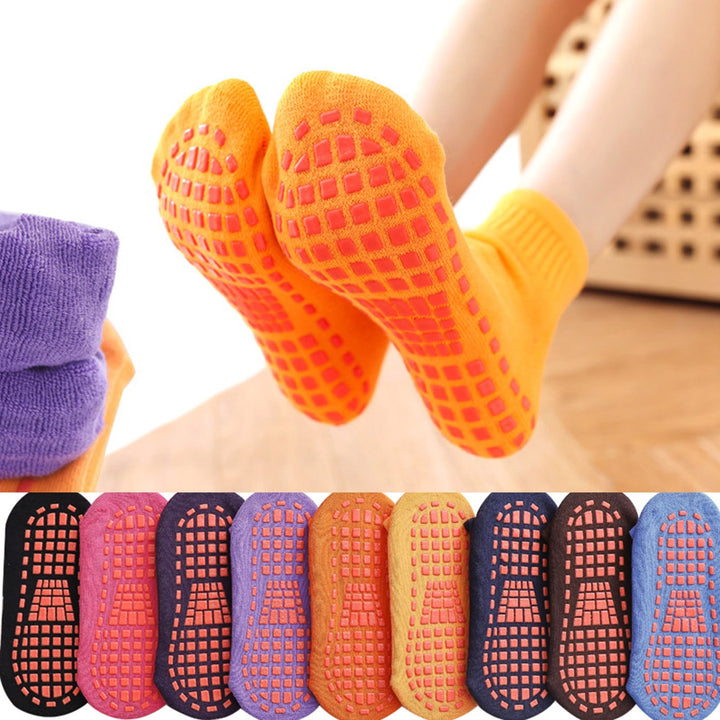 1 Pair Yoga Socks Plush Non-slip Sole Particles Couple Socks Unisex Keep Warm Breathable Thicken Women Winter Socks for Image 10