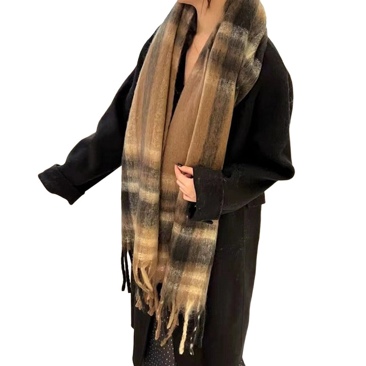 Women Winter Scarf Contrast Color Thicken Soft Tassel Lightweight Keep Warm Wide Elegant Winter Shawl for Daily Wear Image 7