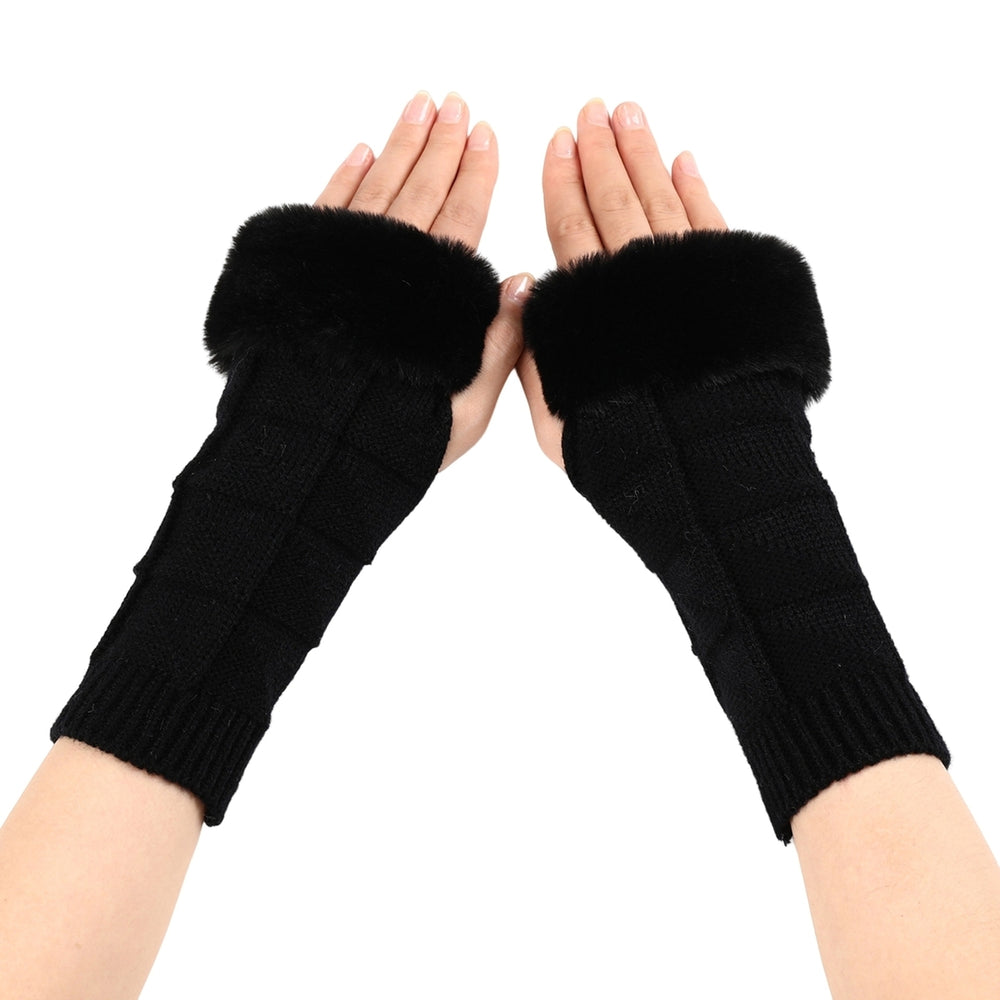 1 Pair Women Gloves Triangle Pattern Half Finger Arm Cover Gloves Autumn Winter Stretchy Knitting Fingerless Gloves for Image 2