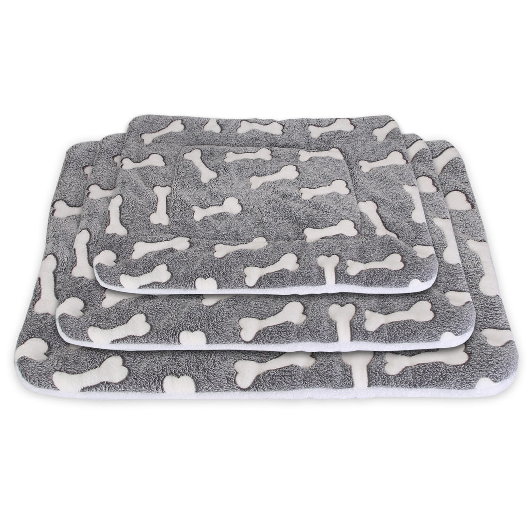 Dog Bed Mat Comfortable Flannel Dog Crate Pad Reversible Cushion Carpet Machine Washable Pet Bed Liner Image 7