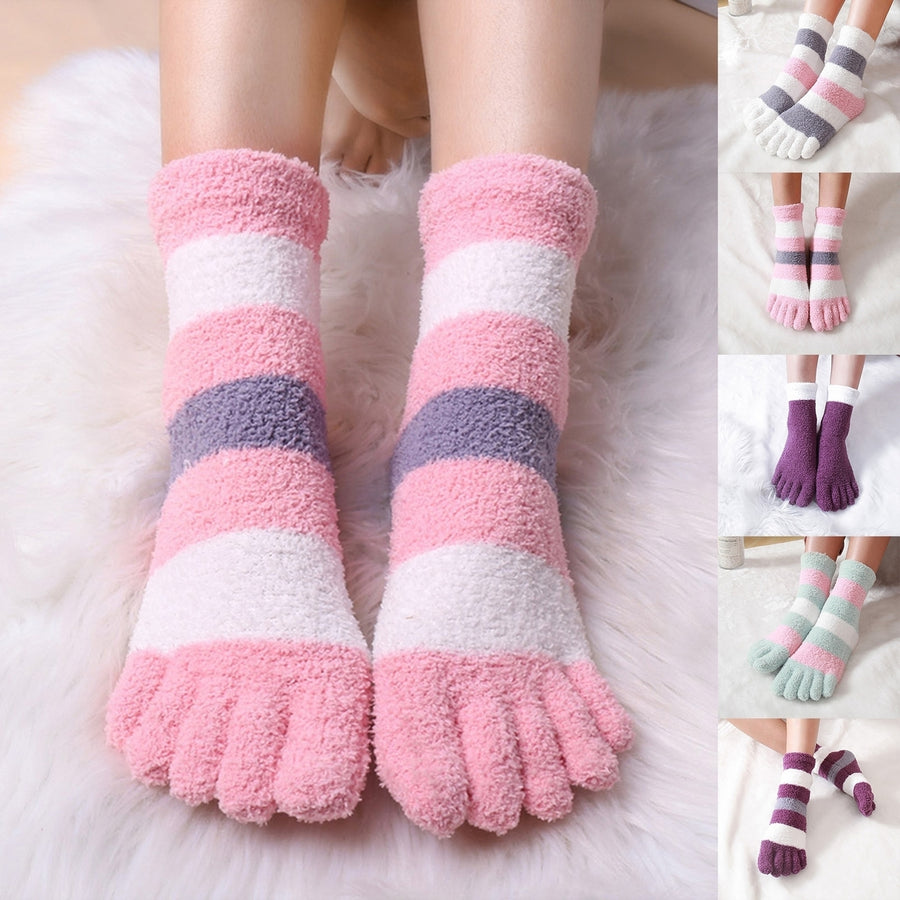 1 Pair Mid Tube Socks Middle Tube Contrast Color Split Toes High Elasticity Soft Keep Warm Non-Slip No Odor Five-finger Image 1