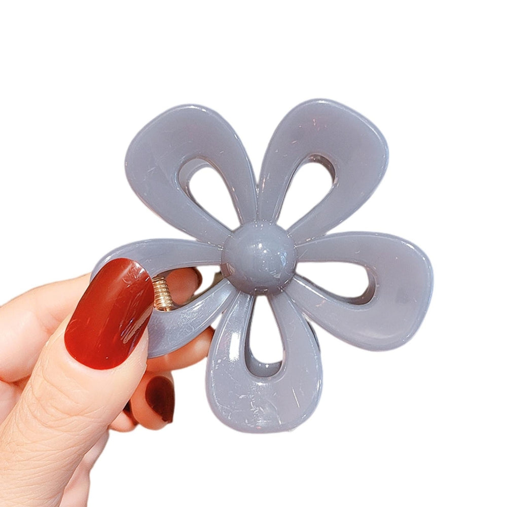 Hair Claw Solid Color Hollow Out with Teeth Smooth Edge Elastic Hair Decoration Non-Slip Flower Shape Hair Grip Hair Image 2