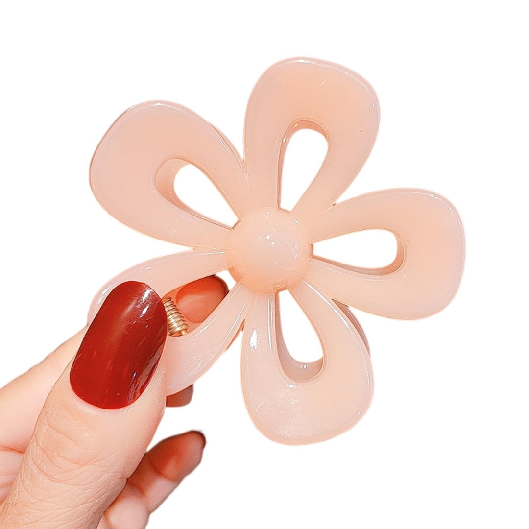 Hair Claw Solid Color Hollow Out with Teeth Smooth Edge Elastic Hair Decoration Non-Slip Flower Shape Hair Grip Hair Image 4