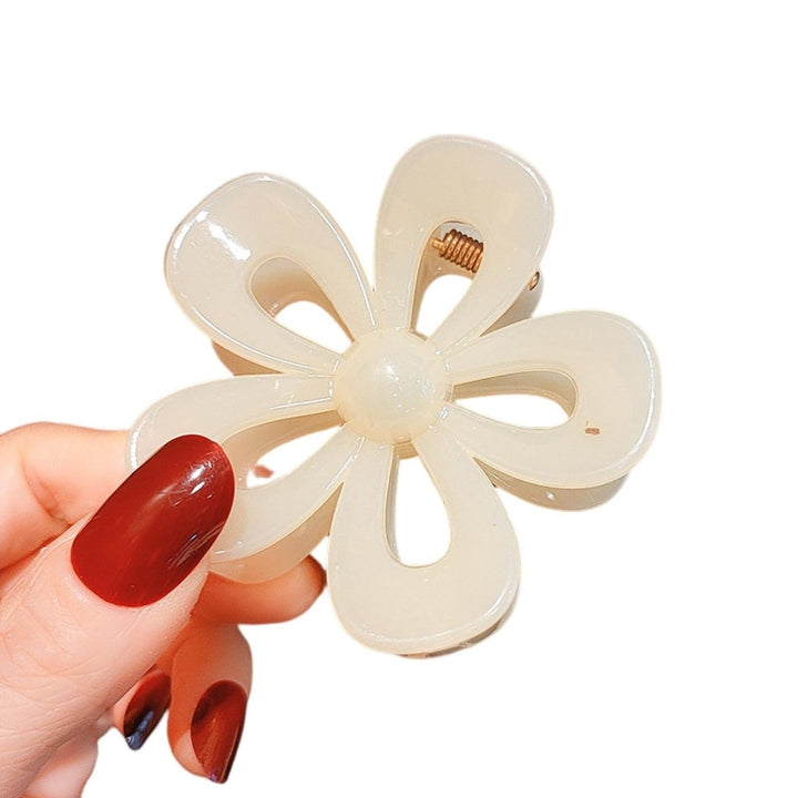 Hair Claw Solid Color Hollow Out with Teeth Smooth Edge Elastic Hair Decoration Non-Slip Flower Shape Hair Grip Hair Image 1