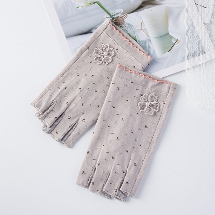 1 Pair Half Finger Lace Cuffs Imitation Pearls Flower Decor Floral Print Riding Gloves Girls Outdoor Riding Sunscreen Image 9