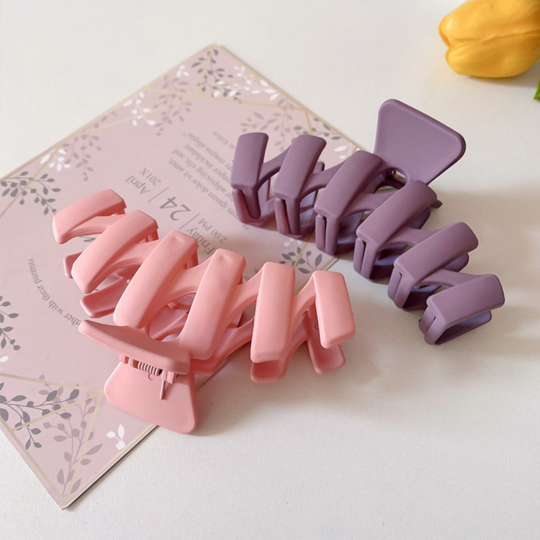 Head Clip Trendy Beautiful Strong Claw Large Size Eco-friendly Daily Styling Resin Solid Color Shark Clip Hair Image 11