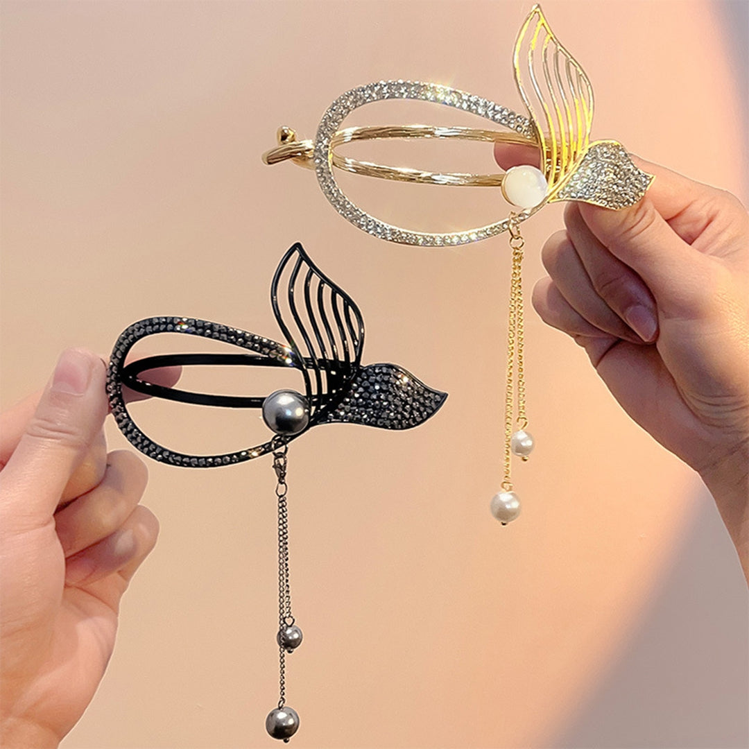 Faux Pearls Tassel Hair Barrette Anti-slip Teeth Exquisite Fishtail Twist Shape Rhinestone Hair Claw Styling Tool Image 6