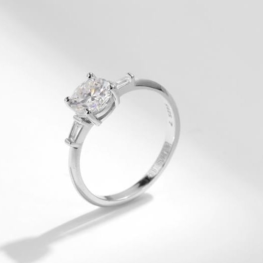 1 carat Mosan diamond s925 sterling silver sparkling diamond set ring for female actress elegant temperament Instagram Image 3