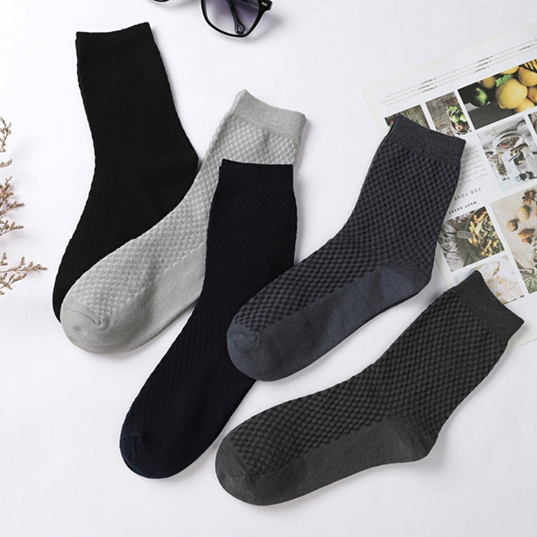 1 Pair Men Medium Tube Socks Super Soft Elastic Breathable Moisture-wicking Solid Color Winter Warm Socks Image 1
