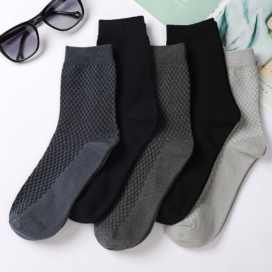 1 Pair Men Medium Tube Socks Super Soft Elastic Breathable Moisture-wicking Solid Color Winter Warm Socks Image 7