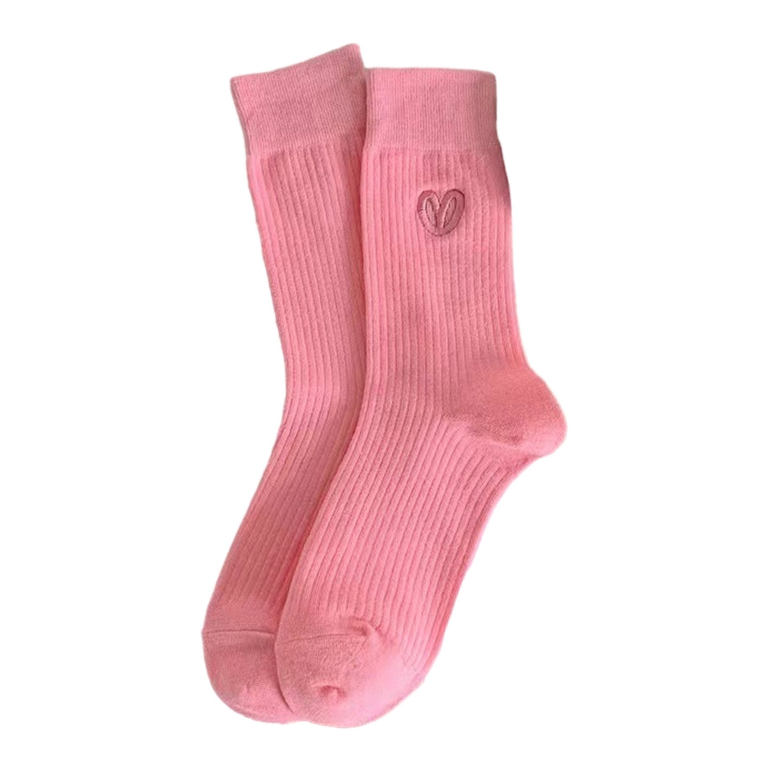 1 Pair Women Simple Embroidery Heart Pattern Sport Socks Solid Color Ribbed Mid-tube Sport Socks Sweat-absorbing Simple Image 6