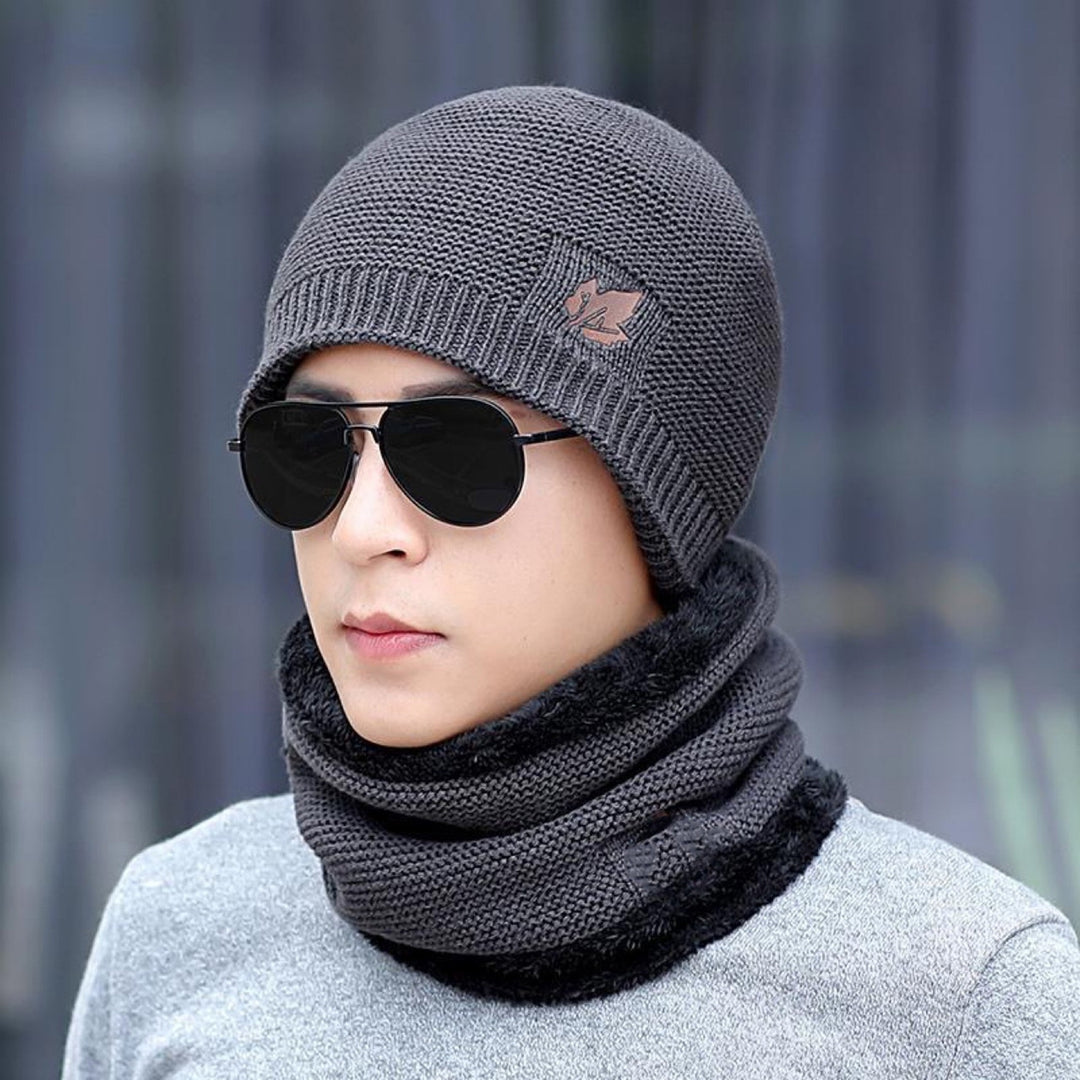 Men Autumn Winter Solid Color Knitting Hat Leaf Logo Plush Lining Thickened Beanie Hat Ribbed Trim Warm Hat Fashion Image 7